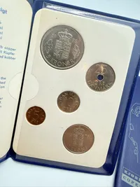 To møntsæt, 1975 og 1976