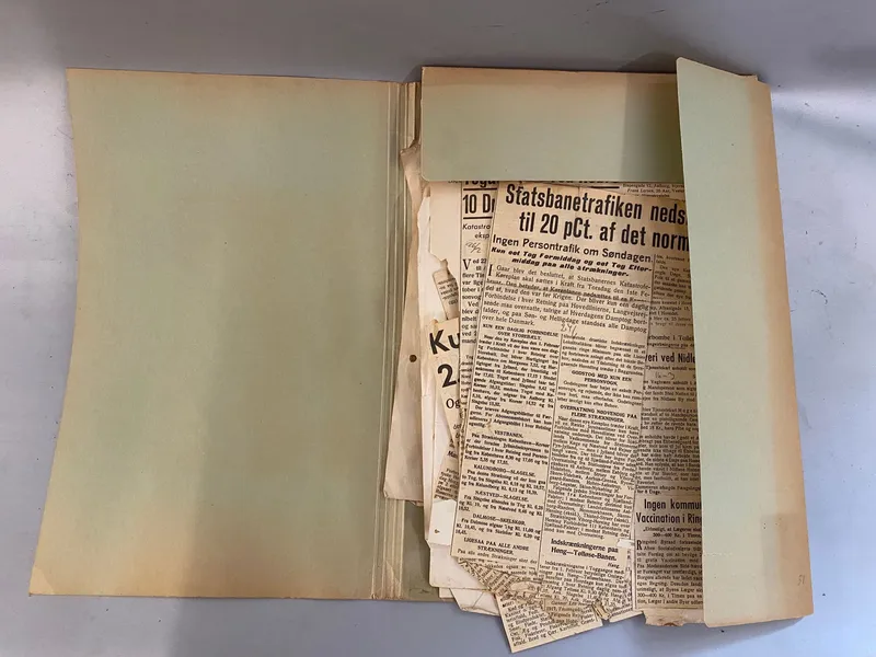 Stor samling originale avis udklip - ww2