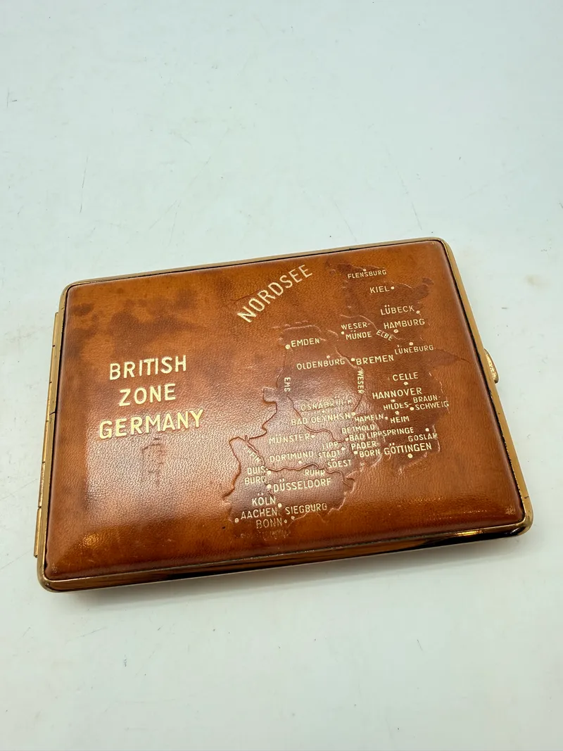 Cigaret etui fra den britiske zone i Tyskland
