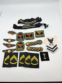 Samling stofmærker mm.