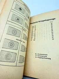 Tysk WW2 bog om fly, original