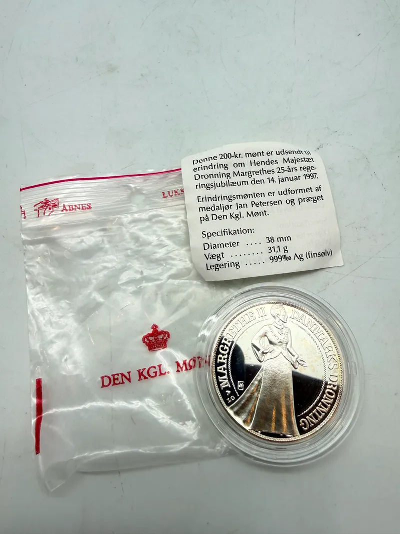 200 kr. i sølv, dronning Margrethes 25-års regeringsjubilæum 1997, 31 gram 0.999 lødighed