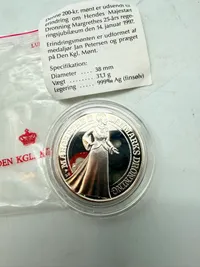 200 kr. i sølv, dronning Margrethes 25-års regeringsjubilæum 1997, 31 gram 0.999 lødighed