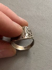 Fingerring af sølv i vikingestil