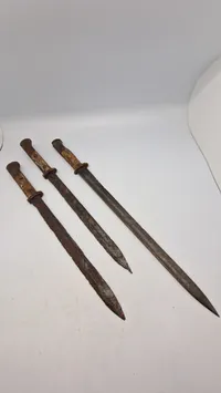 Samling blankvåben, jordfund