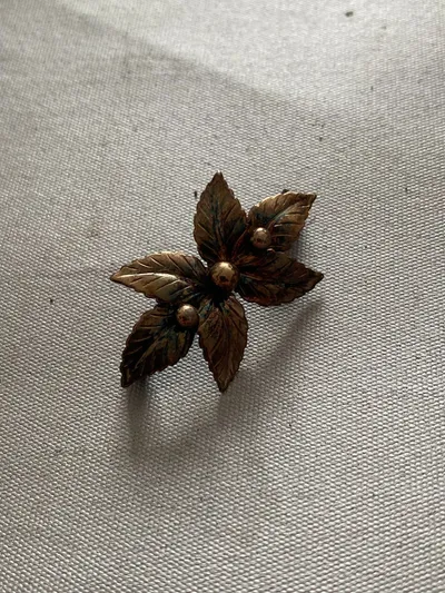 Broche af sølv fra 1920’erne