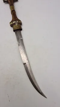 Koummya, (also Khoumija or Koumaya; Arabic: كمية)  North African Dagger