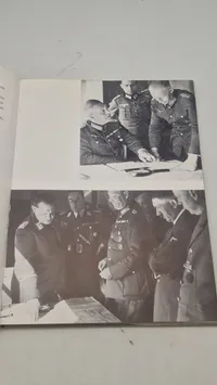 Bog om Hitlers hovedkvarter på tysk