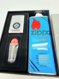 Ubrugt Zippo lighter i æske