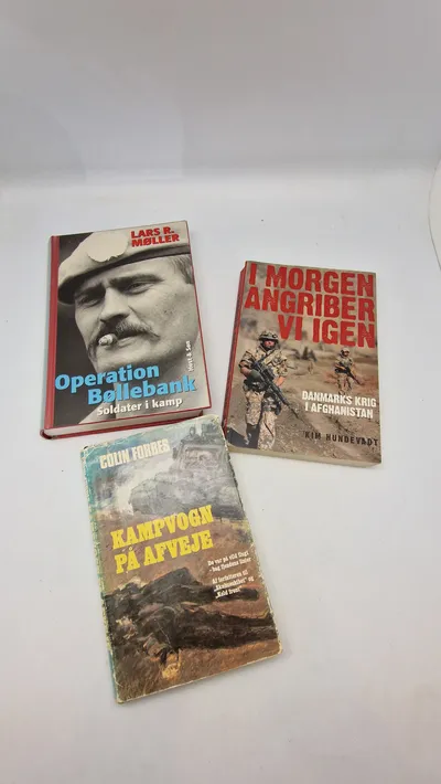 Samling militær litteratur