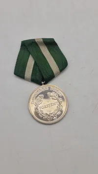 25 År i politiet af Sterlingsølv