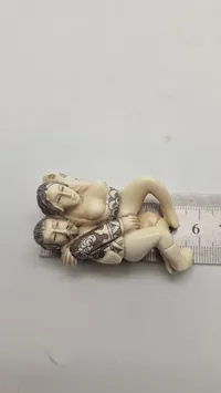 Antik JAPANESE HAND CARVED EROTIC NETSUKE FIGURES EDO / MEIJI PERIODE