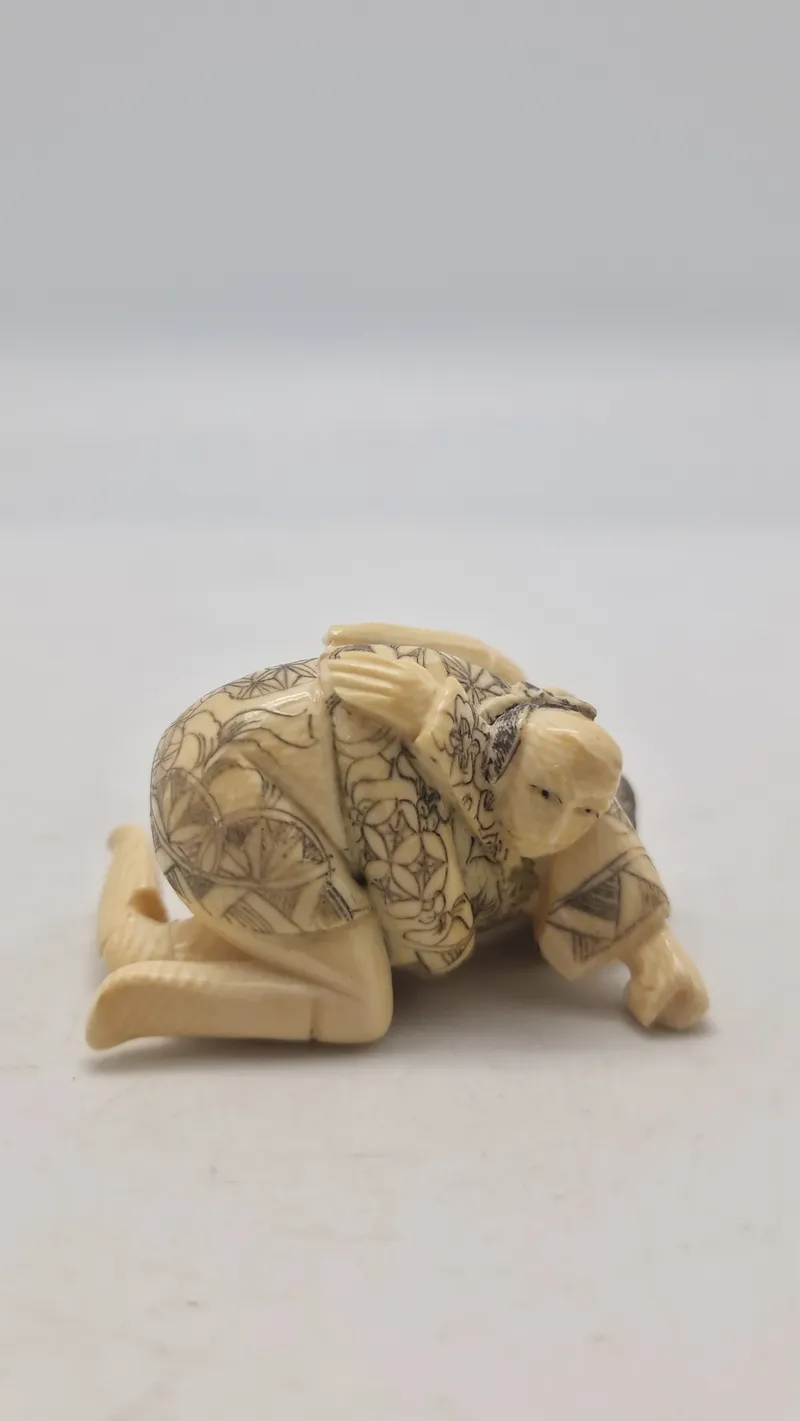 Antik JAPANESE HAND CARVED EROTIC NETSUKE FIGURES EDO / MEIJI PERIODE