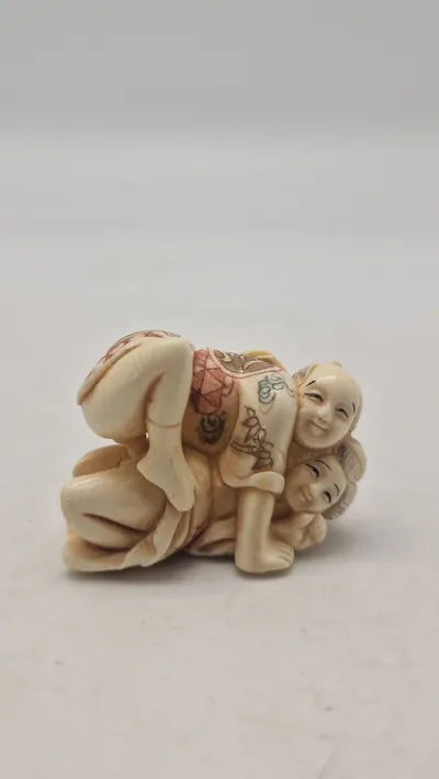 Antik JAPANESE HAND CARVED EROTIC NETSUKE FIGURES EDO / MEIJI PERIODE