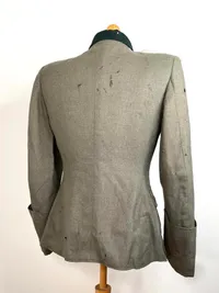 Original Tysk Højt dekoreret Oberleutnant kampjakke, Tyske kors i guld, Nærkampspange, krimskjold mm.