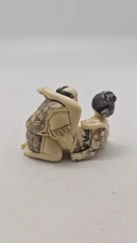 Antik JAPANESE HAND CARVED EROTIC NETSUKE FIGURES EDO / MEIJI PERIODE
