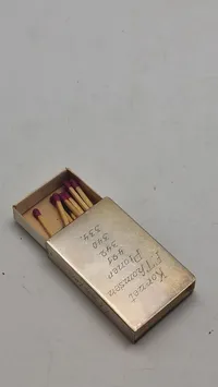 Officersgave tændstiks holder