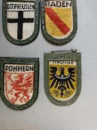 Samling originale tyske WinterHilfswerke mærker - ww2