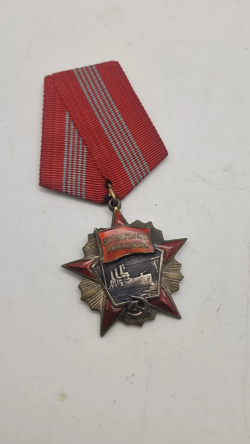 Russisk oktober medalje, original