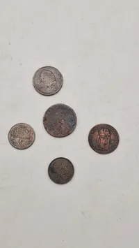Samling skillings mønter 