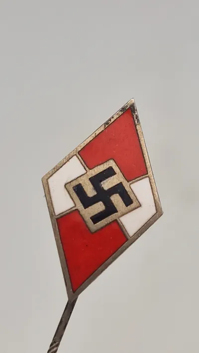 HJ pin, postwar 