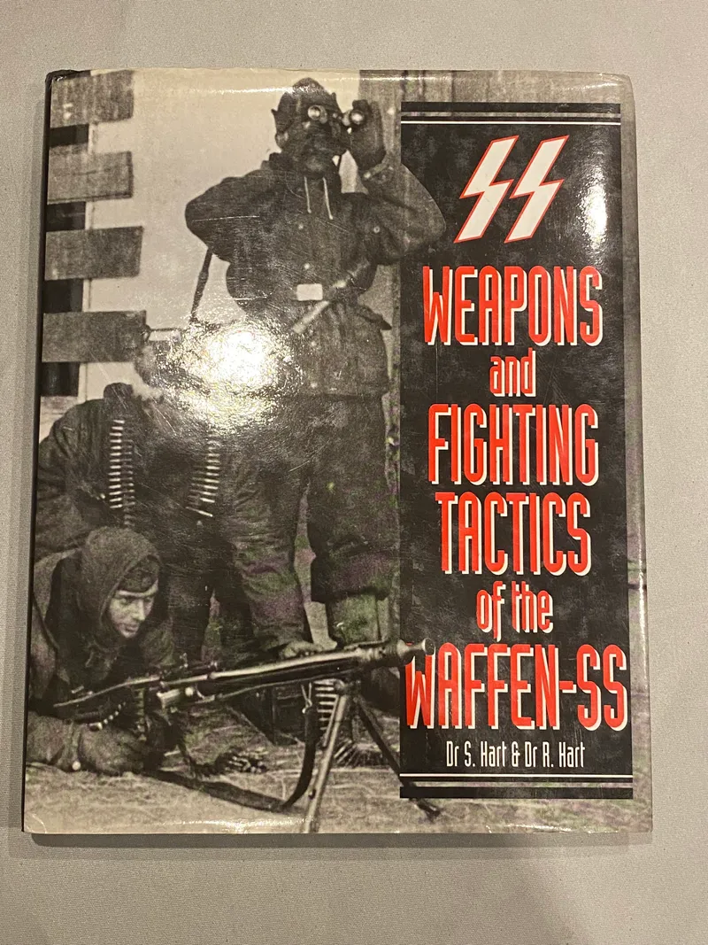Weapons and fighting tactics of the Waffen SS