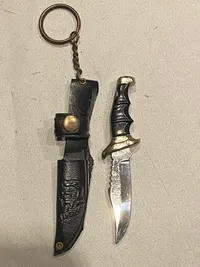 Miniature kniv
