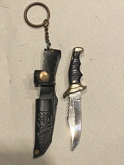 Miniature kniv