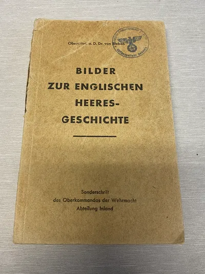 Original tysk ww2 bog - godt stemplet med tjenestested