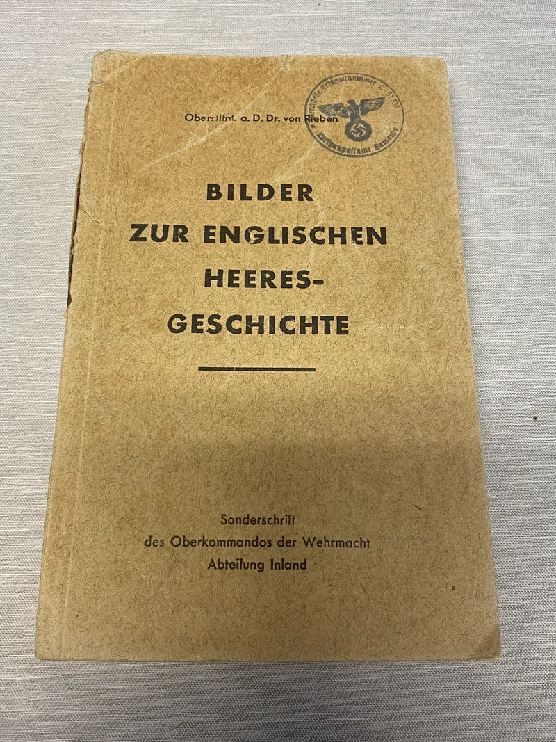 Original tysk ww2 bog - godt stemplet med tjenestested