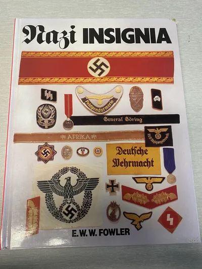 Nazi insignia