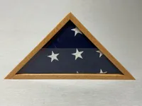 Originalt amerikansk kisteflag Cuffinflag, givet til en veterans efterladte ved begravelsen, og gemt som et patriotisk symbol