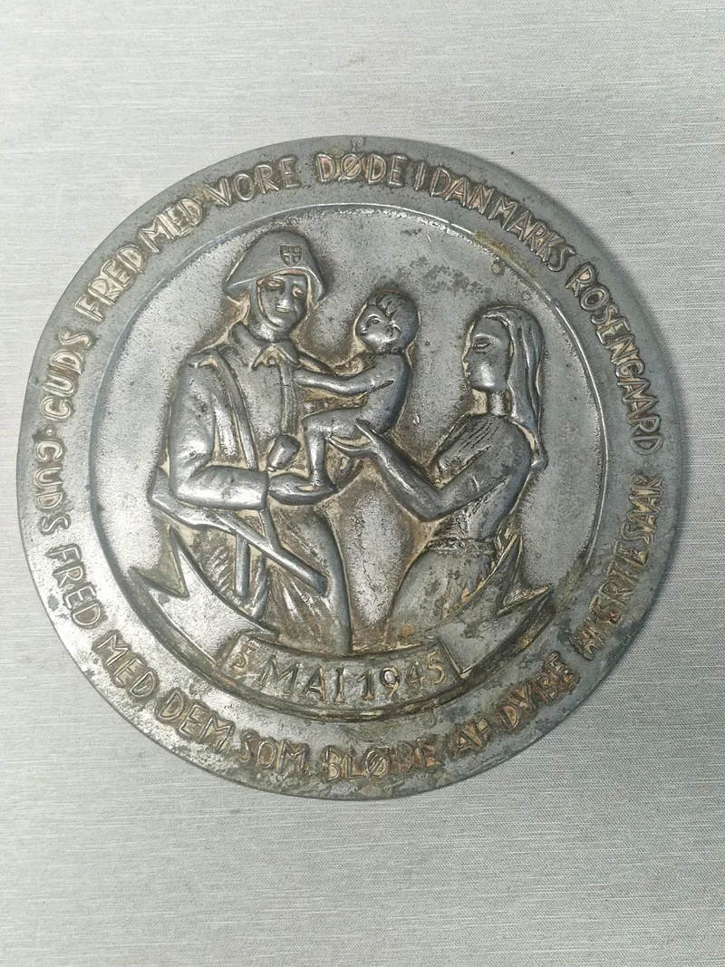 Original dansk befrielses plakette