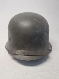 Tysk M42 hjelm, skal original, har været brugt i Norge efter krigen