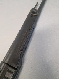 STG44 - replika af træ og metal