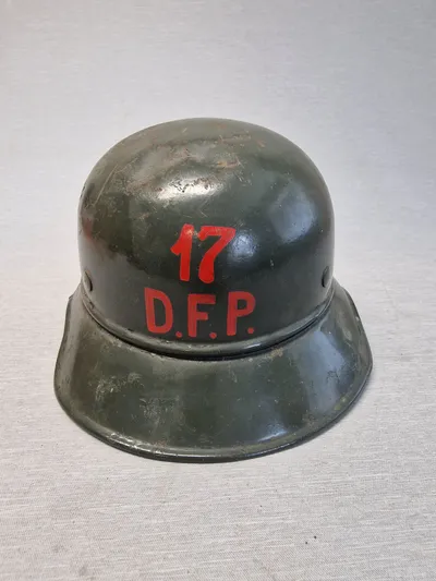 Original tysk Luftschütz hjelm