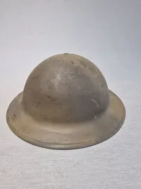 Original engelsk WW2 Tommy hjelm