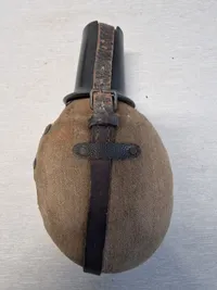 Original tysk feltflaske med kop