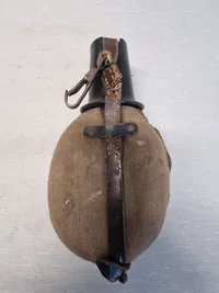 Original tysk feltflaske med kop