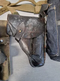 Y-rem med STG magasintasker og Makarov  pistoltaske (pistoltaske er original, resten Repro )