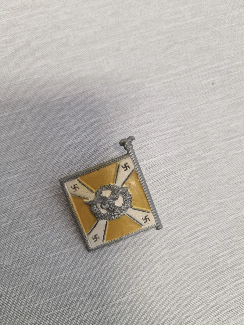 Original pin med luftwaffe fane