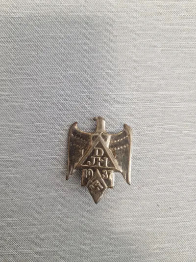 Original HJ pin