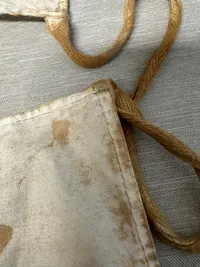 Original tysk ww2 førstehjælps taske med  Sanitäter Medical Recognition Identification Vest og armbind