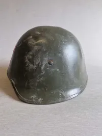 Original M/41 hjelm fra majdagene 1945