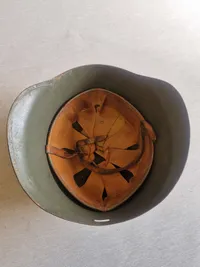 Original M/41 hjelm fra majdagene 1945