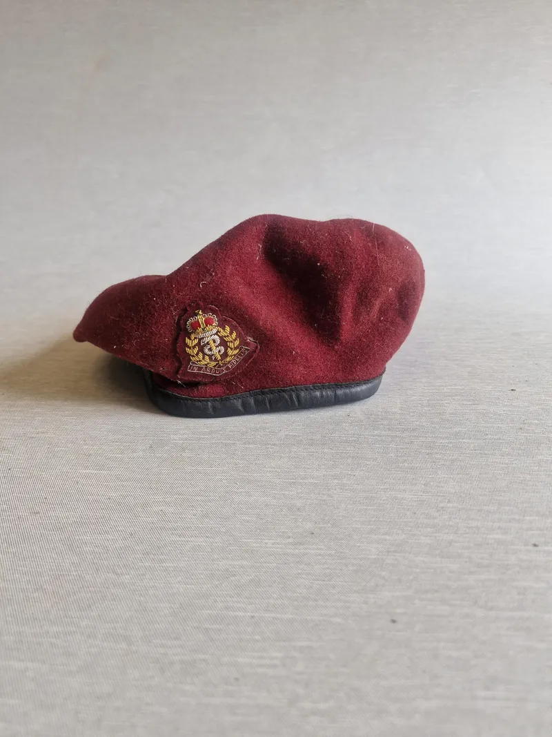 Original engelsk baret