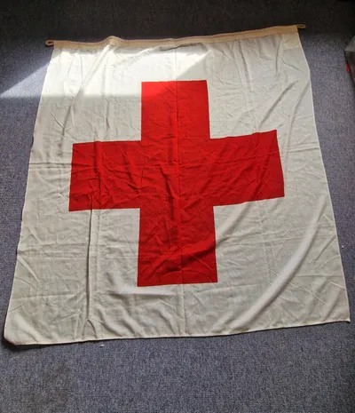 Originalt stort røde kors flag 60 x 58 cm