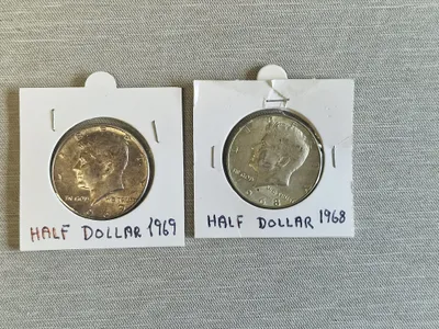 To originale amerikanske half dollars
