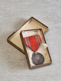 Original japansk røde kors medalje med æske - ww2