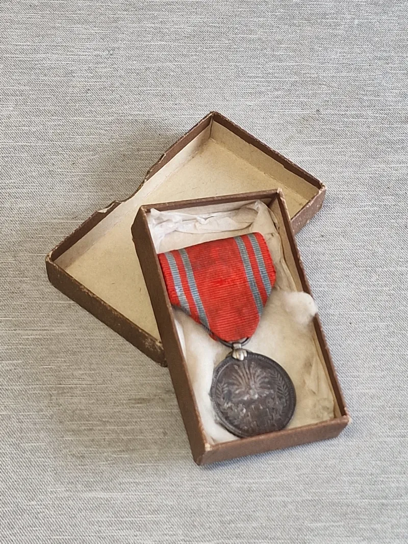 Original japansk røde kors medalje med æske - ww2
